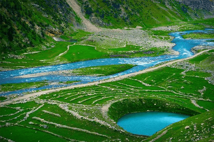 Pyala Lake in Naran
